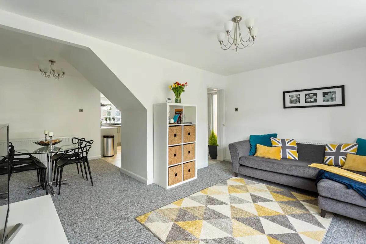 Bright & Spacious With Garden & Parking Nottingham Extérieur photo
